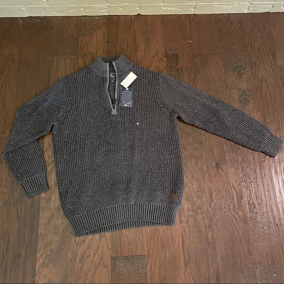 G.H. Bass & Co. Other - NWT Bass sweater pullover 1/4 zip SIZE M